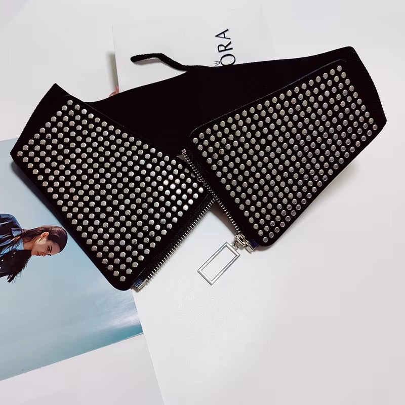 "Gothic Glam: Rivet Inlay Corset Belt for Women 🔥🖤" Add an edge to your outfit with this wide elastic corset belt, complete with rivet inlays for a stunning gothic look that embraces punk and alternative style. ✨🖤