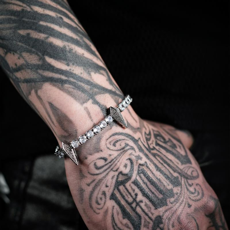 "King of Style: Black Panther Iced Out Bracelet 🖤💎" Channel your inner strength with this bold Black Panther tennis bracelet, featuring premium CZ stones and a multi-color option for ultimate flair. 🔥👑