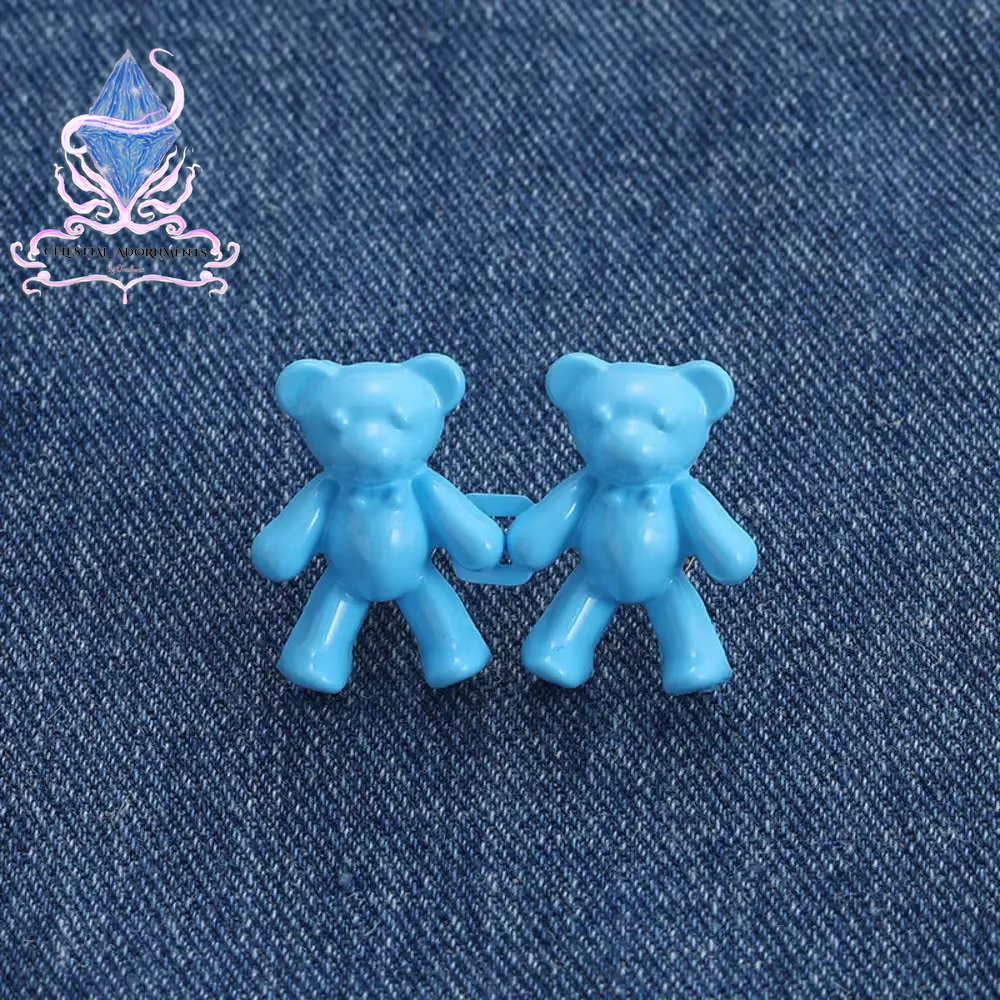 "Bear-ly Fit: Adjustable Jean Button Pins 🐻👖" Instantly tighten your jeans with these adorable bear-shaped button pins—no sewing required! Perfect for a cute, quick fix. ✨💖