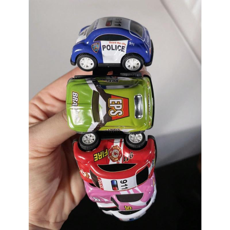 "Retro Racing Style: Color Block Mini Race Car Belt 🏁🌟"  Add a fun, Y2K twist to your look with this handmade color block mini race car belt—perfect for street fashion and photography! 📸💫